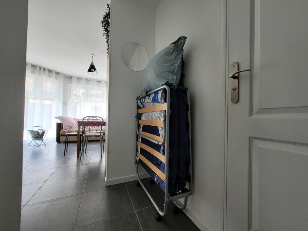 Appartement Salbris- Parking Gratuit Екстер'єр фото